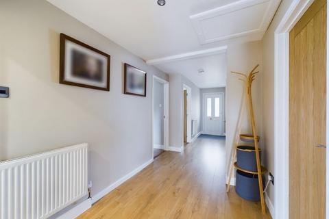 Tara Bath Road, Eastington, Stonehouse, GL10 3AX