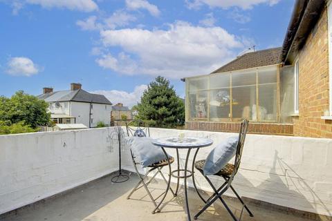 2 bedroom maisonette for sale, Bridge Close, Enfield