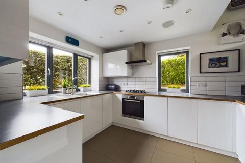 5 bedroom house for sale, Guildford Road, Hayle