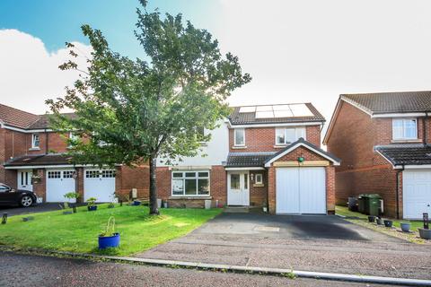 4 bedroom detached house to rent, Chuckethall Place, Deans, Livingston, West Calder, EH54
