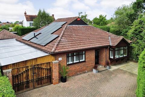 3 bedroom detached bungalow for sale, Putnoe Lane, Bedford MK41