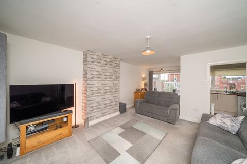 31 Ashdown Drive, Wordsley, Stourbridge, DY8 5QY