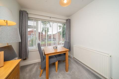 31 Ashdown Drive, Wordsley, Stourbridge, DY8 5QY