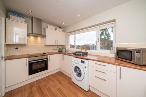 31 Ashdown Drive, Wordsley, Stourbridge, DY8 5QY