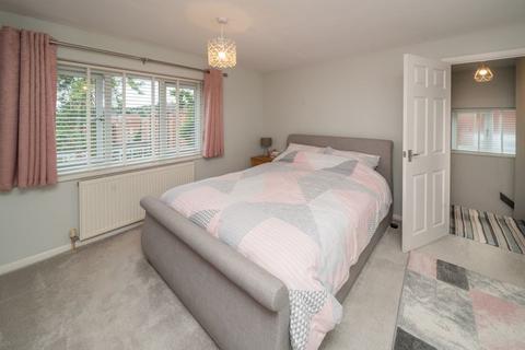 31 Ashdown Drive, Wordsley, Stourbridge, DY8 5QY