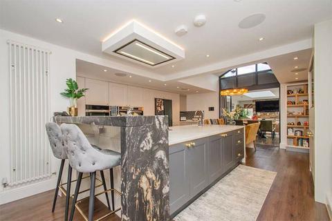 90 Walsall Road, Great Wyrley, Walsall, WS6 6LA