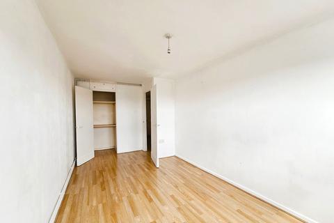 2 bedroom flat to rent, Owen Waters House, 380 Fullwell Avenue IG5