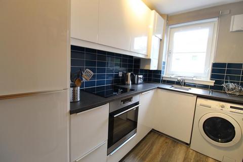 2 bedroom flat to rent, Rosebank Gardens, Aberdeen, AB11