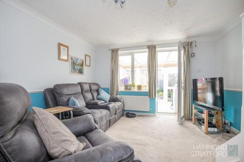 2 Hazel Road, Attleborough, NR17 1TB