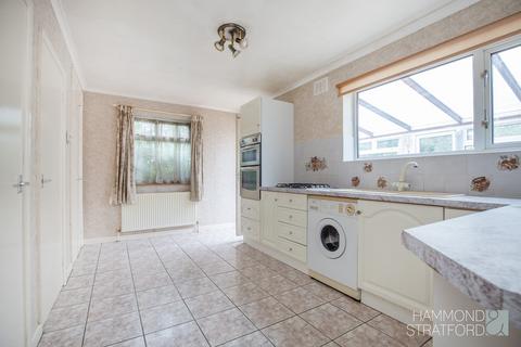 23 Meadow Way, Attleborough, NR17 2HL