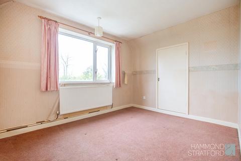 23 Meadow Way, Attleborough, NR17 2HL