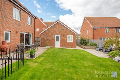 4 bedroom detached house for sale, Great Melton Road, Hethersett