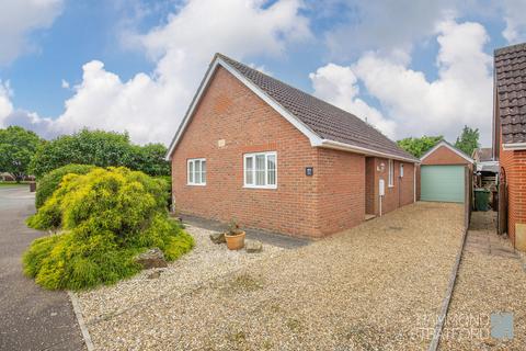 3 bedroom detached bungalow for sale, Pound Close, Banham