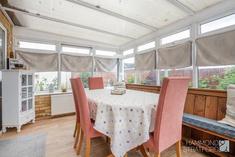 34 Cedar Drive, Attleborough, NR17 2EX