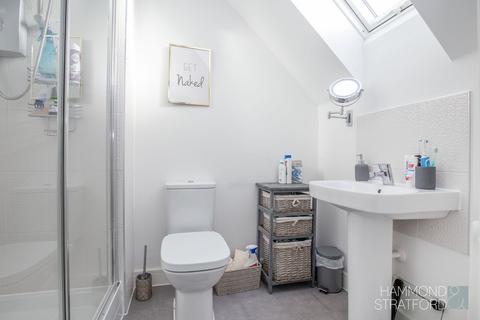 6 Bartram Close, Hethersett, Norwich, NR9 3FX