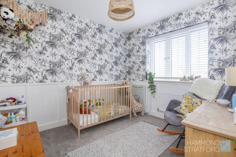 6 Bartram Close, Hethersett, Norwich, NR9 3FX