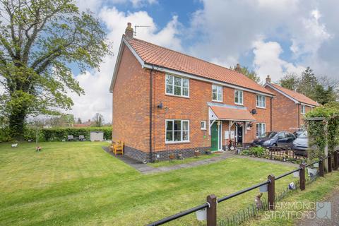 2a Beeches Lane, Hardingham, Norwich, NR9 4EE