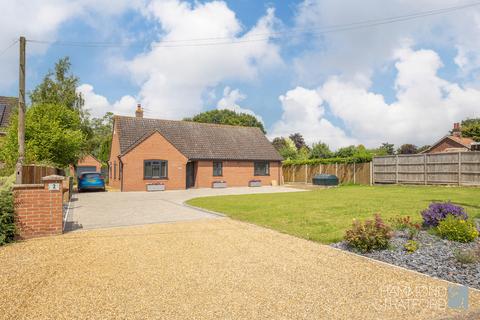 5 bedroom detached bungalow for sale, Fen Street, Old Buckenham