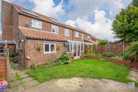 3 bedroom end of terrace house for sale, Muriel Kenny Court, Hethersett