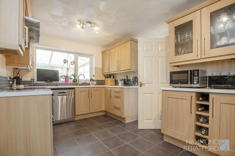 4 bedroom detached house for sale, Ash Tree Close, Attleborough