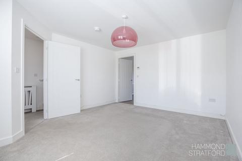 15 Bennett Crescent, Hethersett, Norwich, NR9 3FS