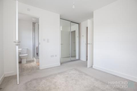 15 Bennett Crescent, Hethersett, Norwich, NR9 3FS