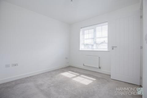 15 Bennett Crescent, Hethersett, Norwich, NR9 3FS