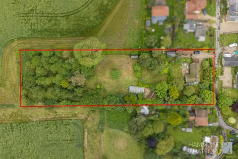 3 bedroom cottage for sale, College Road, Thompson