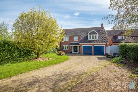 4 bedroom detached house for sale, The Green, Little Ellingham