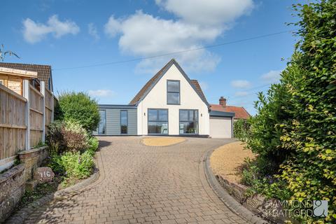 4 bedroom detached house for sale, Old Norwich Road, Horsham St. Faith