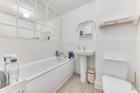 50 Finch Road, Attleborough, NR17 1GL