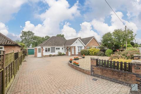 3 bedroom detached bungalow for sale, New Road, Hethersett