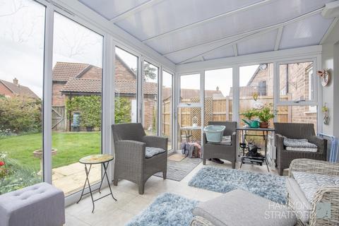 27 Bryony Way, Attleborough, NR17 1QL
