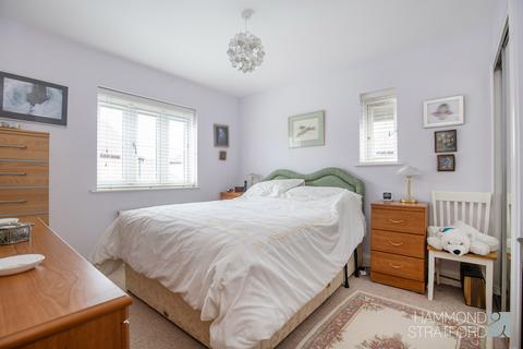 27 Bryony Way, Attleborough, NR17 1QL