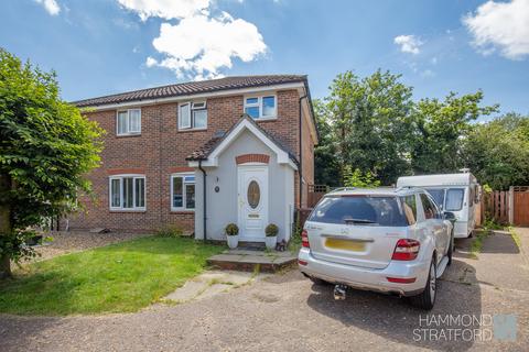 3 bedroom semi-detached house for sale, Elizabeth Close, Attleborough