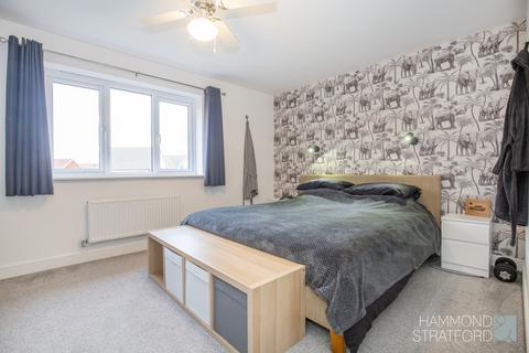 10 Finch Road, Attleborough, NR17 1GL