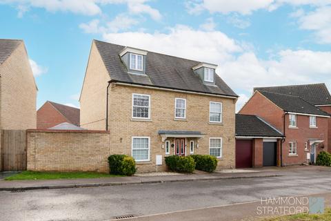 5 bedroom townhouse for sale, Nelson Drive, Little Plumstead