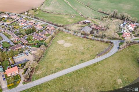 Residential development for sale, Pages Lane, Saham Toney