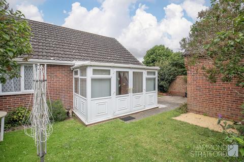 8 High View Drive, Attleborough, NR17 1EZ