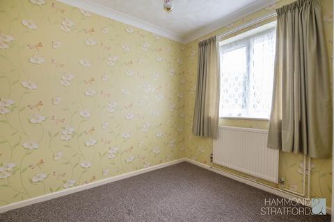8 High View Drive, Attleborough, NR17 1EZ