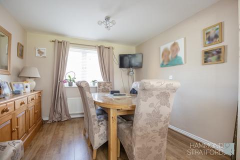 13 Camelia Close, Hethersett, Norwich, NR9 3FL