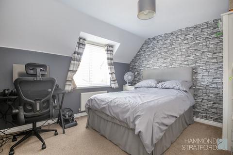13 Camelia Close, Hethersett, Norwich, NR9 3FL