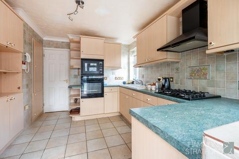 3 bedroom semi-detached bungalow for sale, Greenacre Road, Hingham