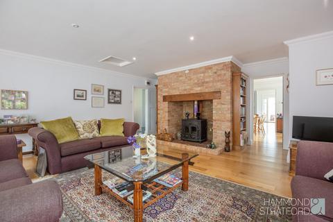 4 bedroom detached house for sale, Norwich Road, Attleborough