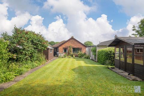 3 bedroom detached bungalow for sale, Birchfield Gardens, Mulbarton