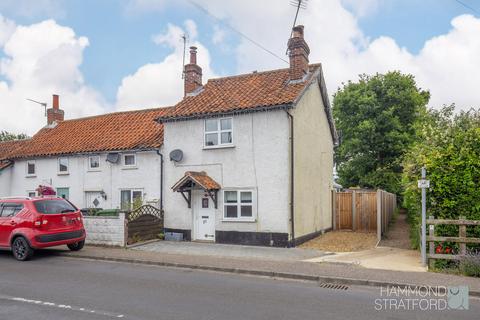 2 bedroom end of terrace house for sale, Market Street, Shipdham