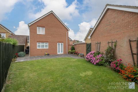 4 bedroom detached house for sale, Varrick Way, Attleborough