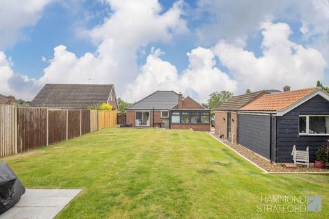 3 bedroom detached bungalow for sale, Park Lane, Wymondham