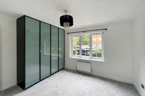 Flat 1, Rowan House Aspen Vale, Whyteleafe, CR3 0XH