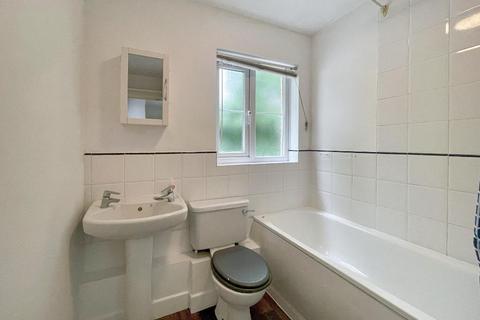 Flat 1, Rowan House Aspen Vale, Whyteleafe, CR3 0XH